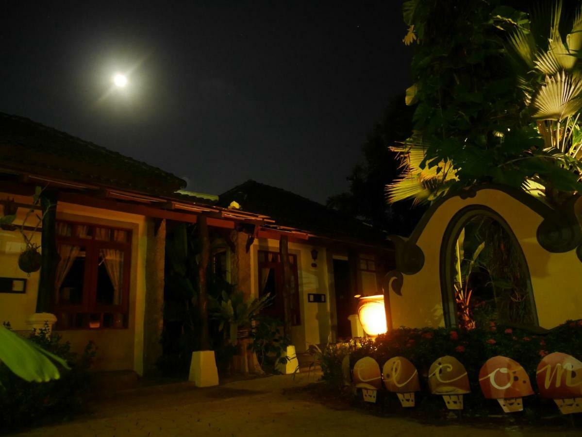 Bangtao Beach Chalet Resort Bang Tao Beach  Extérieur photo